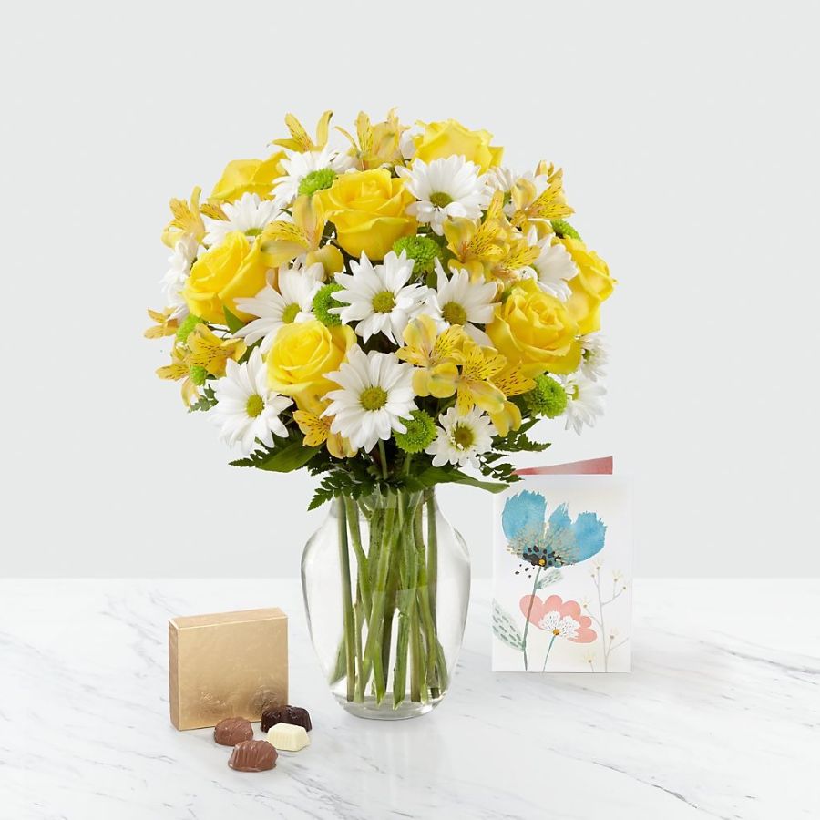Sunny Sentiments™ Bouquet & Gift Set
 Flower Bouquet