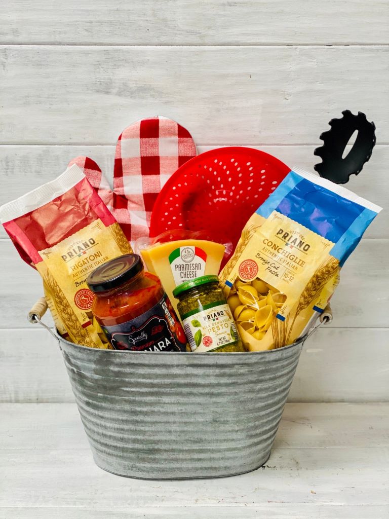 Chefs Basket/Gift Basket/Foodie/Recipe/Gift Basket/New Homeowner/Italian  cooking/Gifts for the chef/Luxury gift baskets/Custom gift baskets