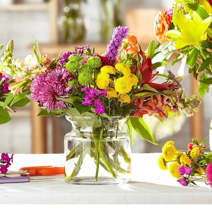 Bold & Bright – A Florist Original Flower Bouquet